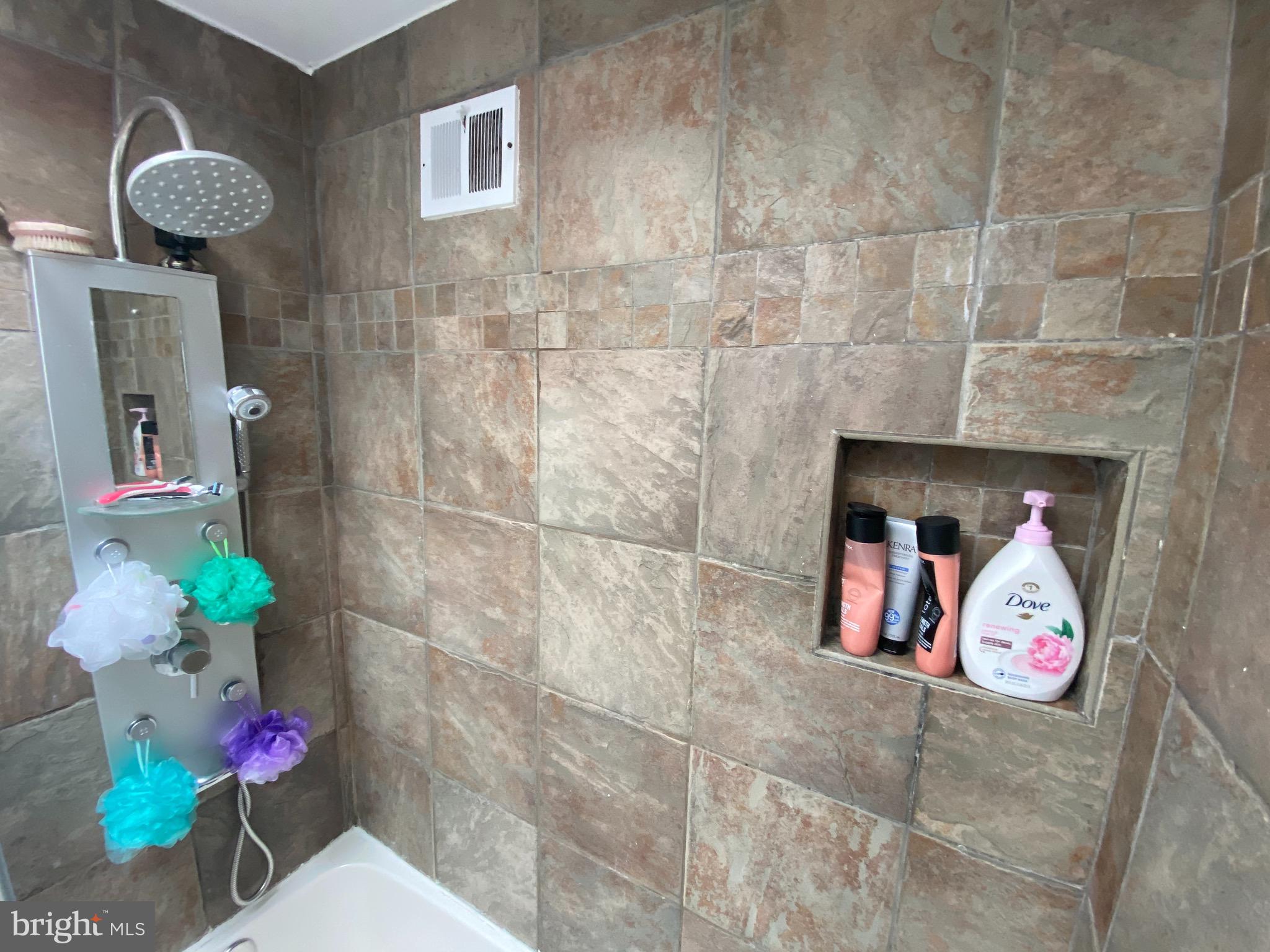 12414 Rambler Road Philadelphia, PA 19154 - Photo 20 of 38 Custom Tile bath