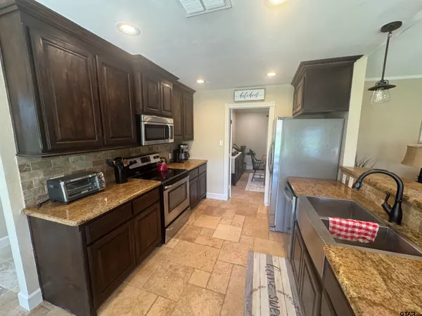 $3,200 | 8856 Pleasant Hill Circle, Tyler, TX 75707