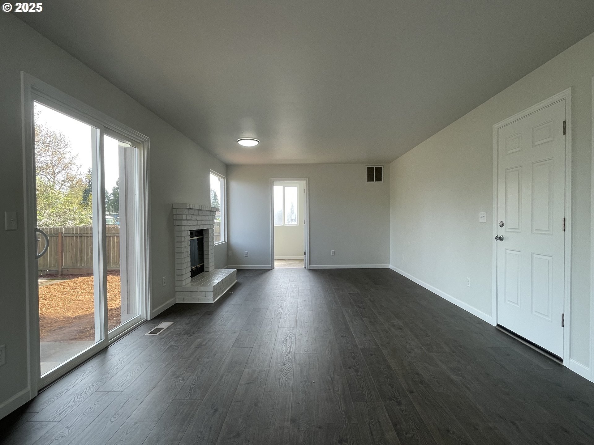 5145 Trevon Street Eugene, OR 97402 - Photo 14 of 35