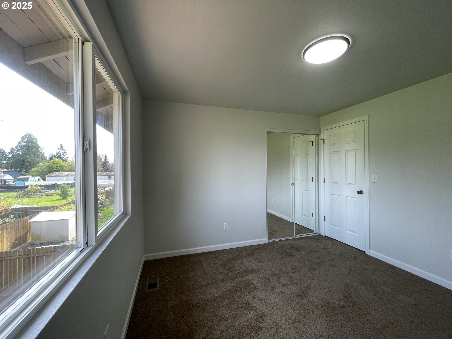 5145 Trevon Street Eugene, OR 97402 - Photo 30 of 35