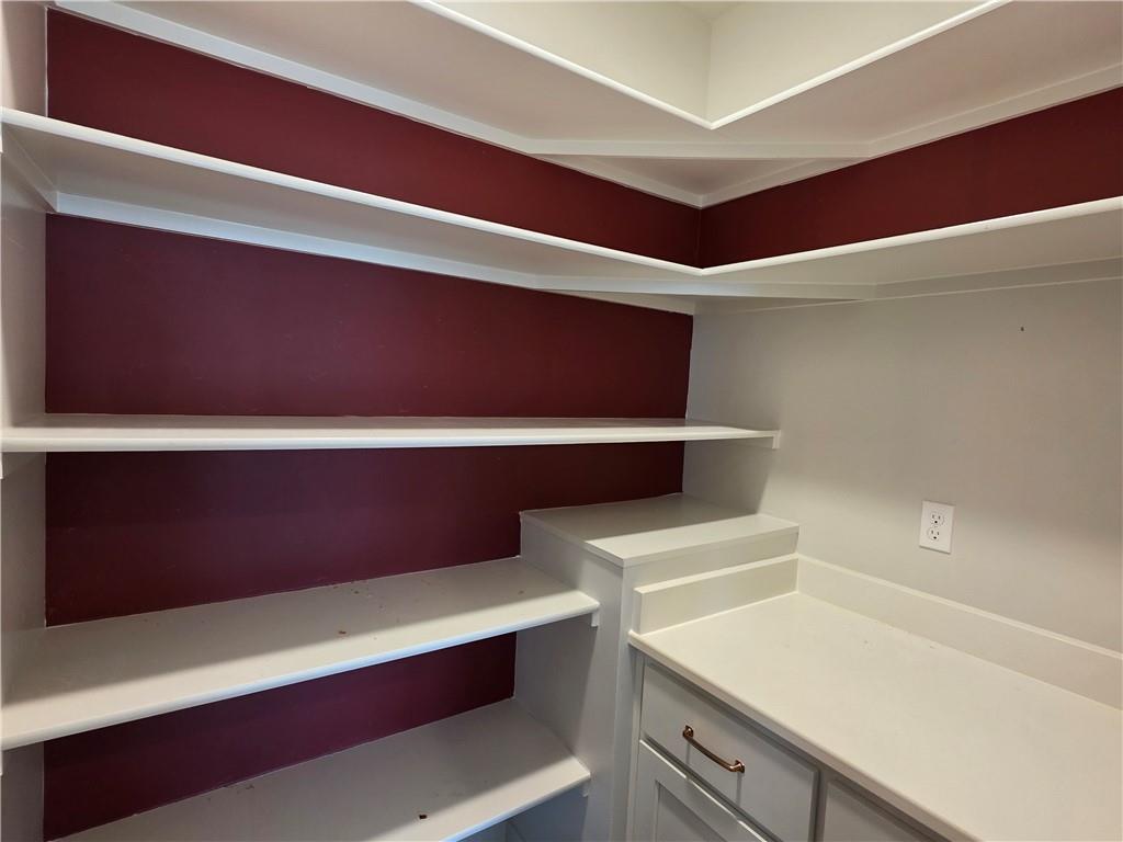 1205 Hampton Drive Raymore, MO 64083 - Photo 17 of 49