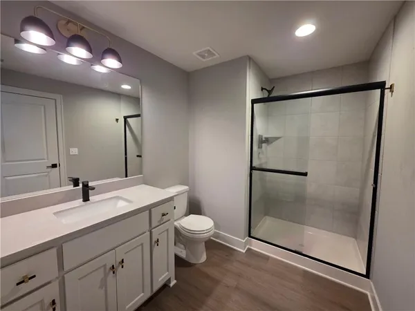 $725,000 | 1205 Hampton Drive, Raymore, MO 64083