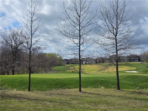 $725,000 | 1205 Hampton Drive, Raymore, MO 64083