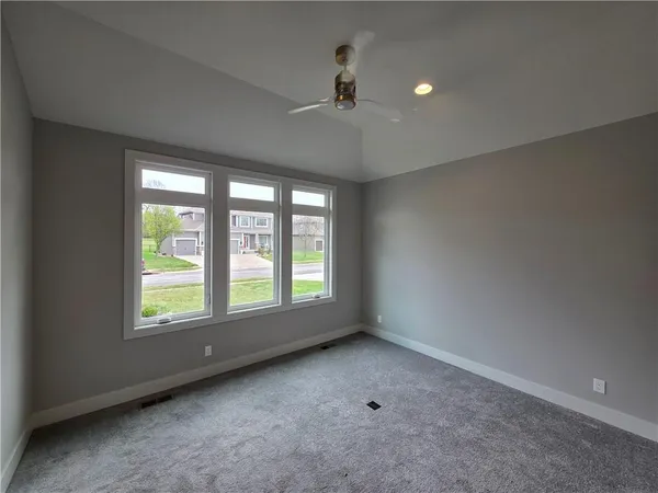$725,000 | 1205 Hampton Drive, Raymore, MO 64083
