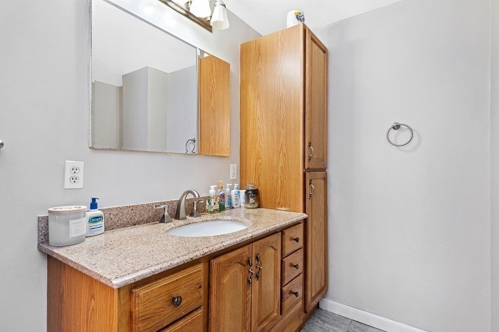 1112 Trapelo Road Waltham, MA 02451 - Photo 25 of 30 Gallery Image 25