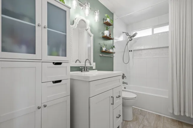 $359,000 | 2906 Regal Avenue, Redding, CA 96002