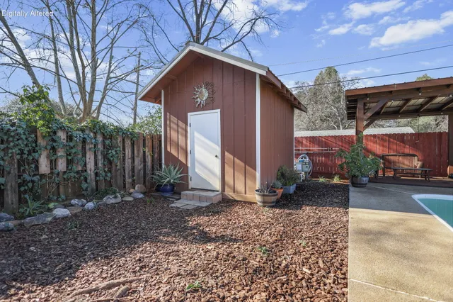 $359,000 | 2906 Regal Avenue, Redding, CA 96002