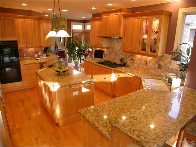 163 Yorkchester Way Raleigh, NC 27615 - Photo 5 of 25 Kitchen