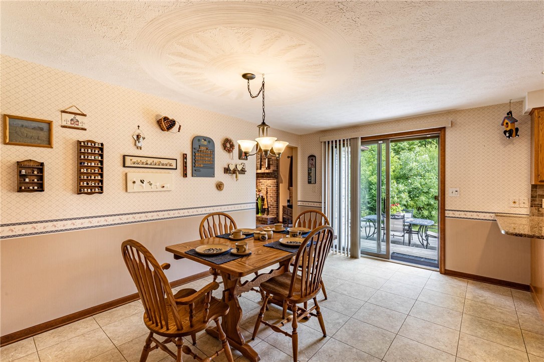 254 Mobile Drive Greece, NY 14616 - Photo 11 of 49