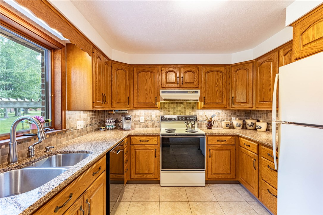 254 Mobile Drive Greece, NY 14616 - Photo 16 of 49