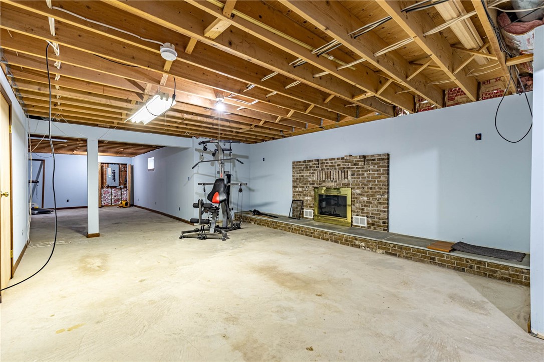 254 Mobile Drive Greece, NY 14616 - Photo 36 of 49