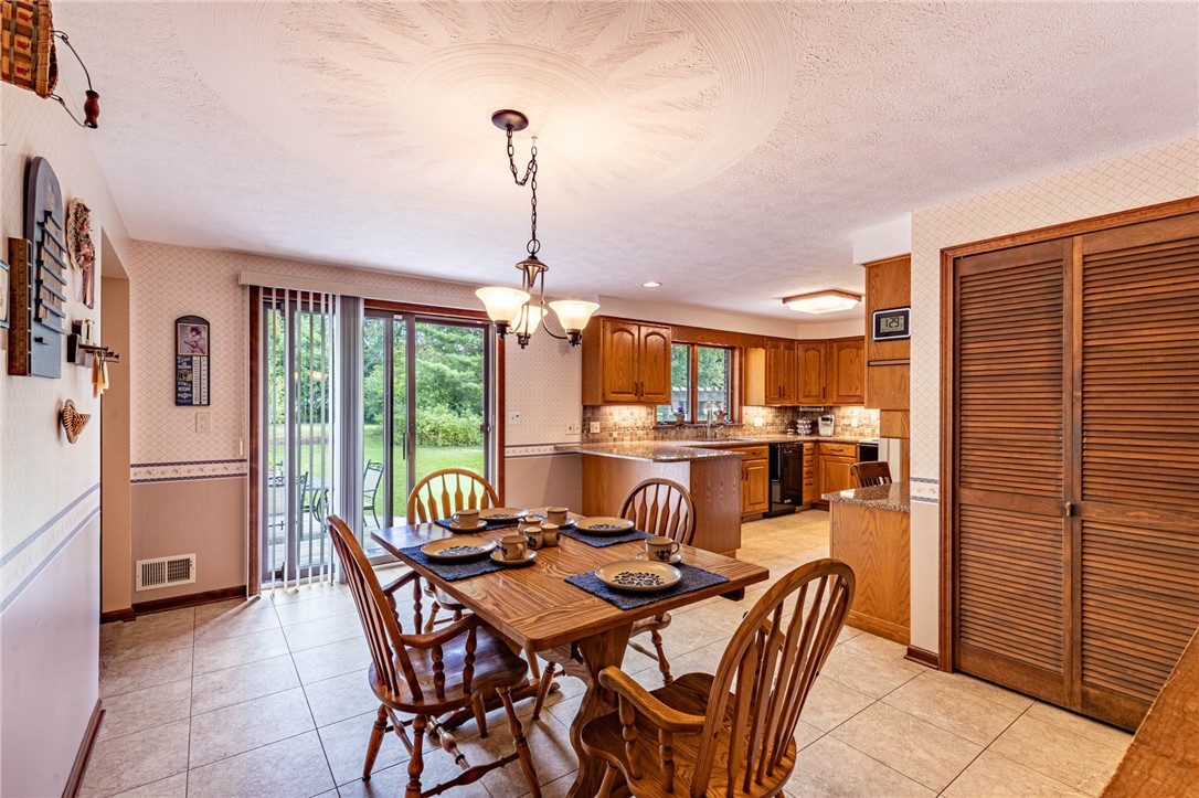 254 Mobile Drive Greece, NY 14616 - Photo 10 of 49