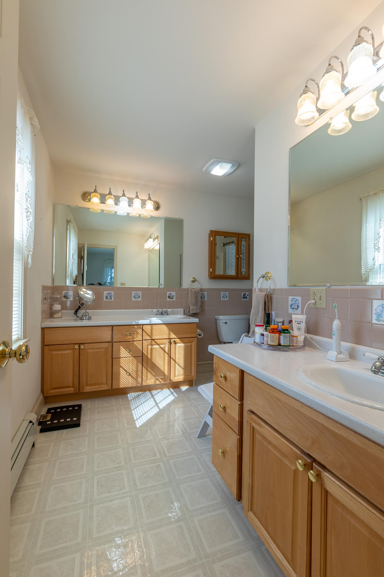 139 Ledge Road South Thomaston, ME 04858 - Photo 16 of 39 IMG_2677