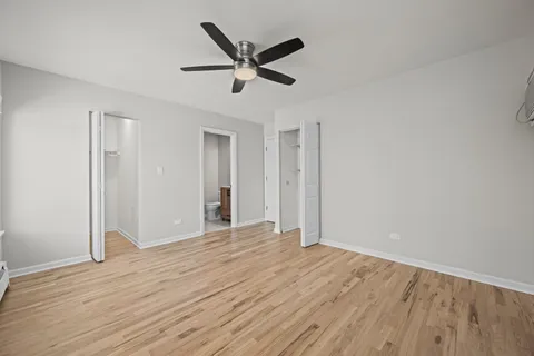 $265,000 | 2411 North Kennicott Drive, Unit 2B, Arlington Heights, IL 60004