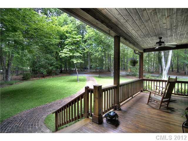 300 Nelson Road Matthews, NC 28104 - Photo 2 of 16 Gallery Image 2