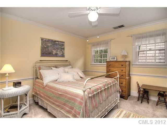 300 Nelson Road Matthews, NC 28104 - Photo 12 of 16 Gallery Image 12