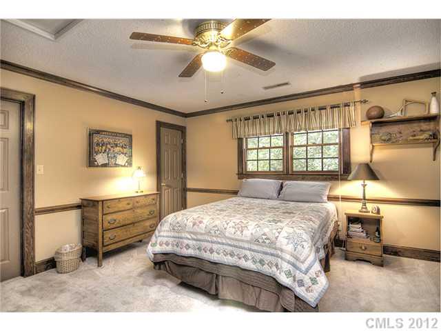300 Nelson Road Matthews, NC 28104 - Photo 13 of 16 Gallery Image 13