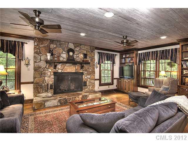 300 Nelson Road Matthews, NC 28104 - Photo 3 of 16 Gallery Image 3