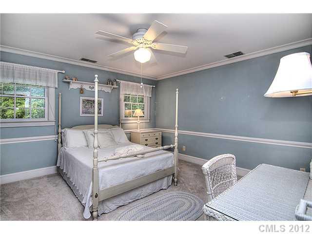300 Nelson Road Matthews, NC 28104 - Photo 10 of 16 Gallery Image 10
