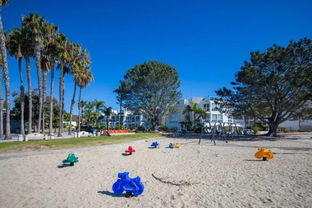 $1,799,900 | 1221 Parker Place, Unit 15, San Diego, CA 92109