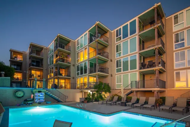 $1,799,900 | 1221 Parker Place, Unit 15, San Diego, CA 92109