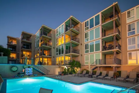 $1,799,900 | 1221 Parker Place, Unit 15, San Diego, CA 92109