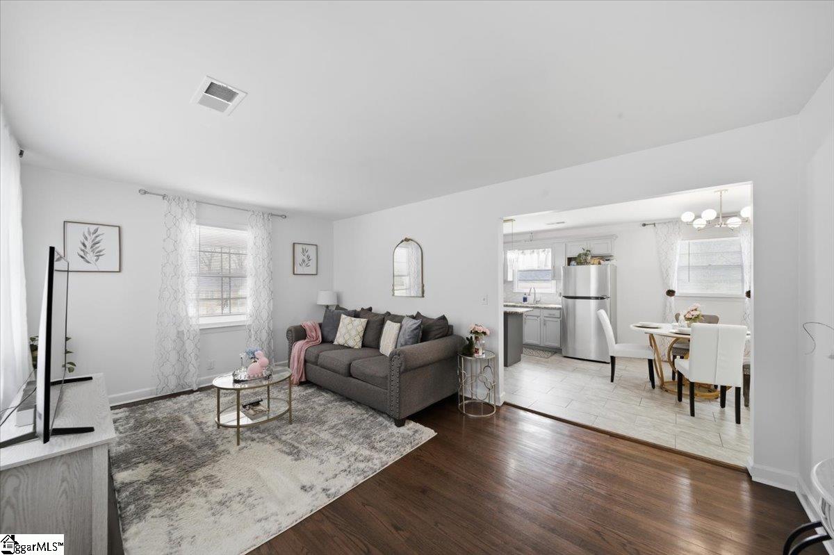 22 Ray Street Greenville, SC 29611 - Photo 18 of 34