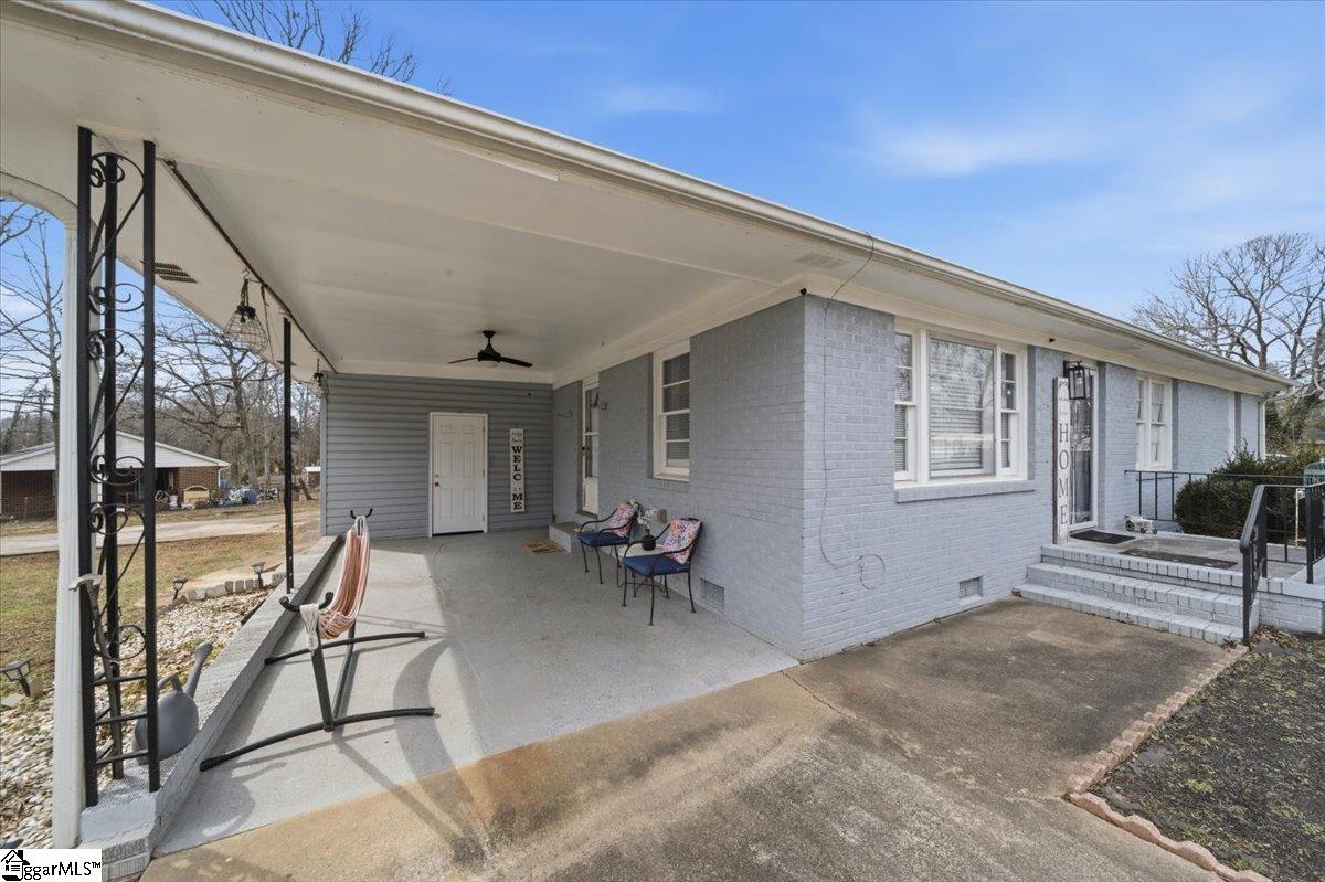 22 Ray Street Greenville, SC 29611 - Photo 23 of 34