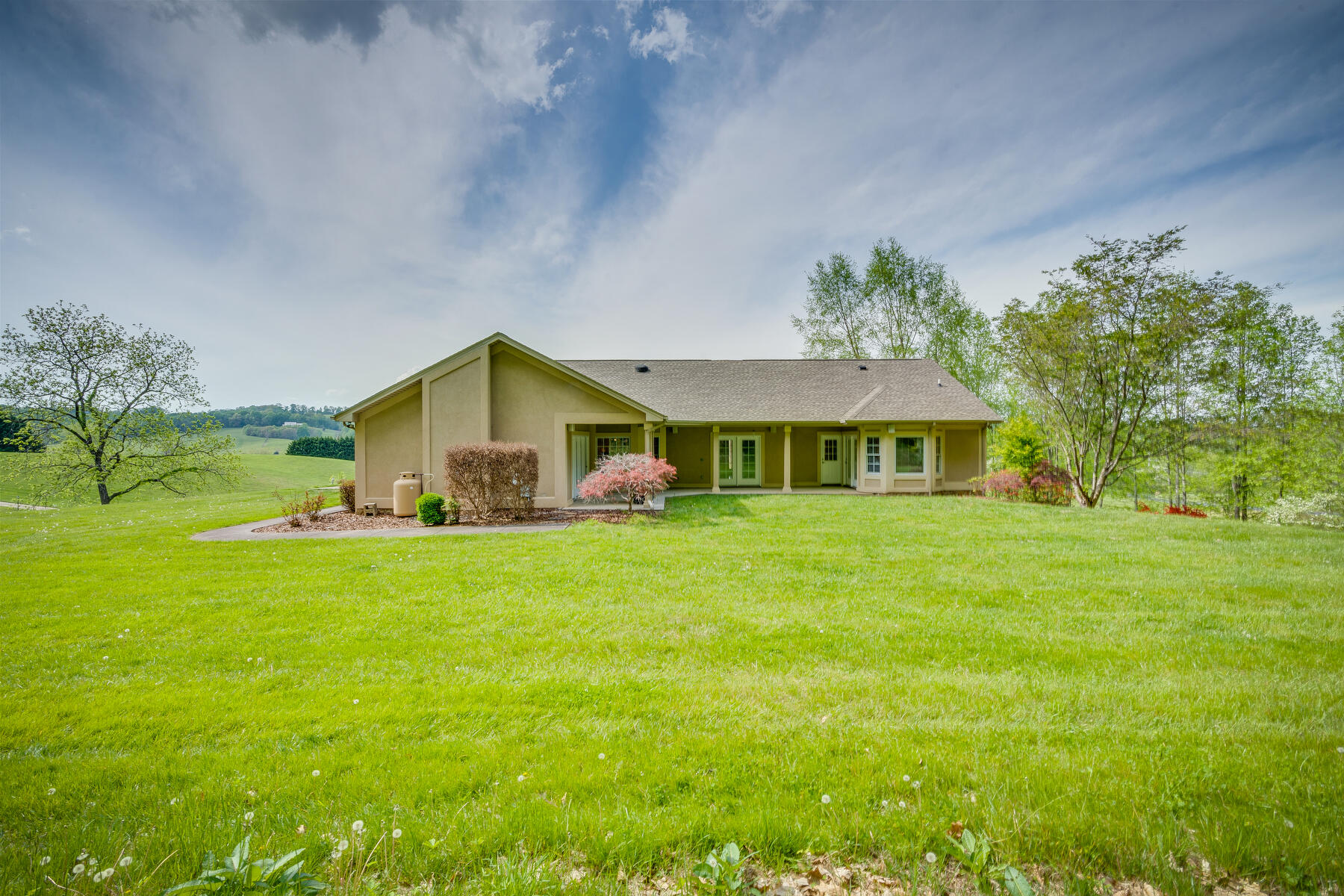 231 Hales Road Jonesborough, TN 37659 - Photo 50 of 71 048