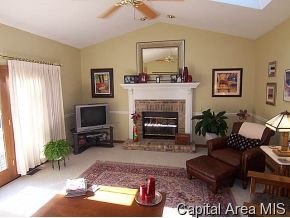 4013 Old Mill Lane Springfield, IL 62711 - Photo 4 of 12 Gallery Image 4