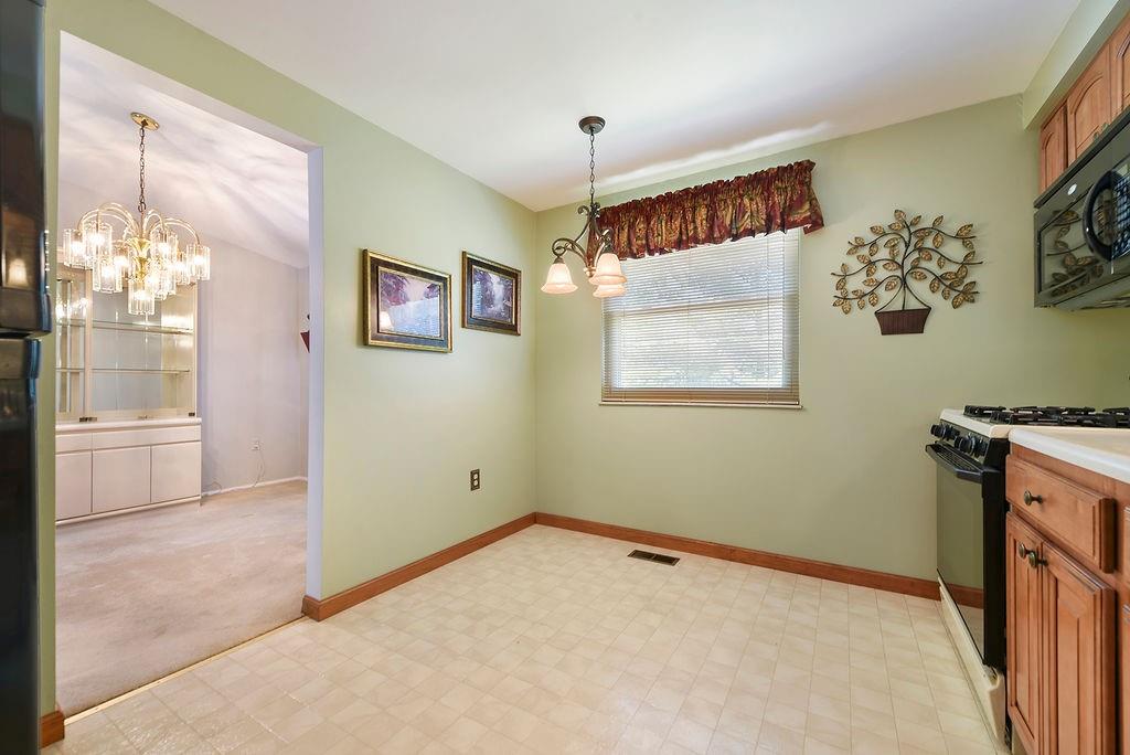 151 Summit Ridge Drive Bridgeville, PA 15017 - Photo 12 of 35 Gallery Image 12