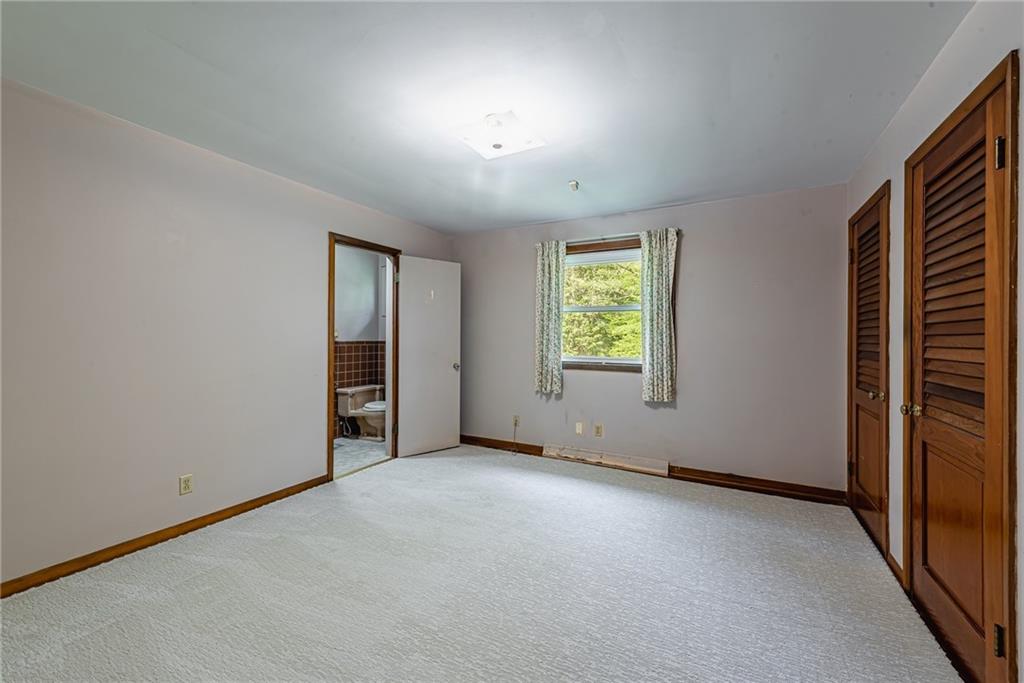 520 North 9th Street Indiana, PA 15701 - Photo 18 of 29 an empty room with windows