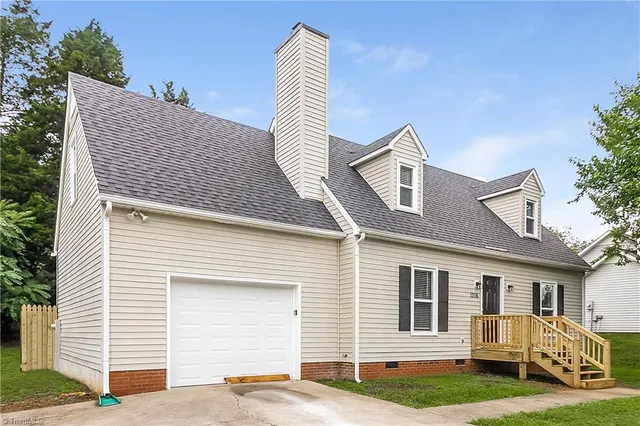 $1,720 | 1716 Carriage Cove Lane, Winston-Salem, NC 27127