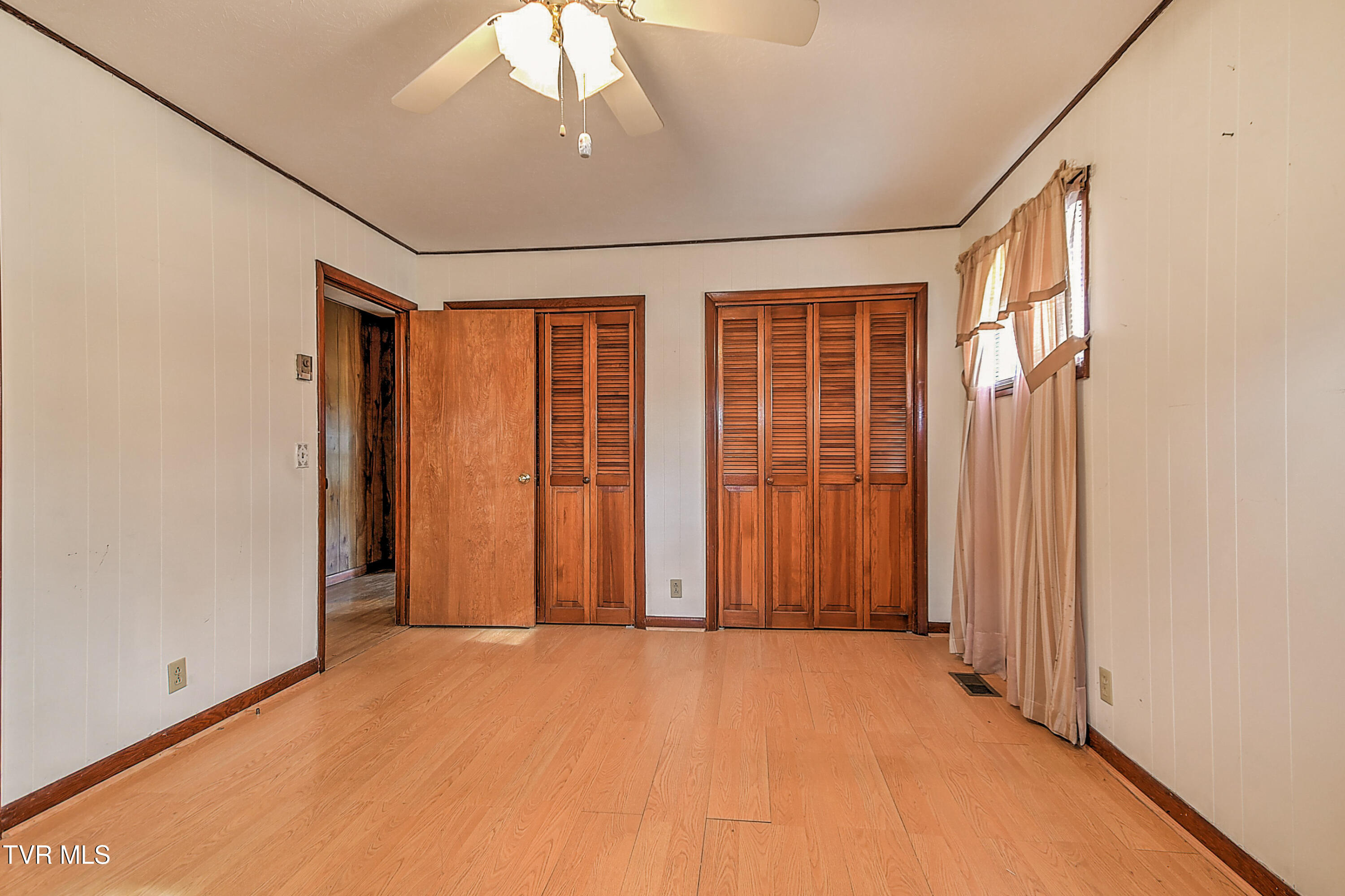 741 Gray Station Road Gray, TN 37615 - Photo 14 of 30 741 Gray Station KG-17