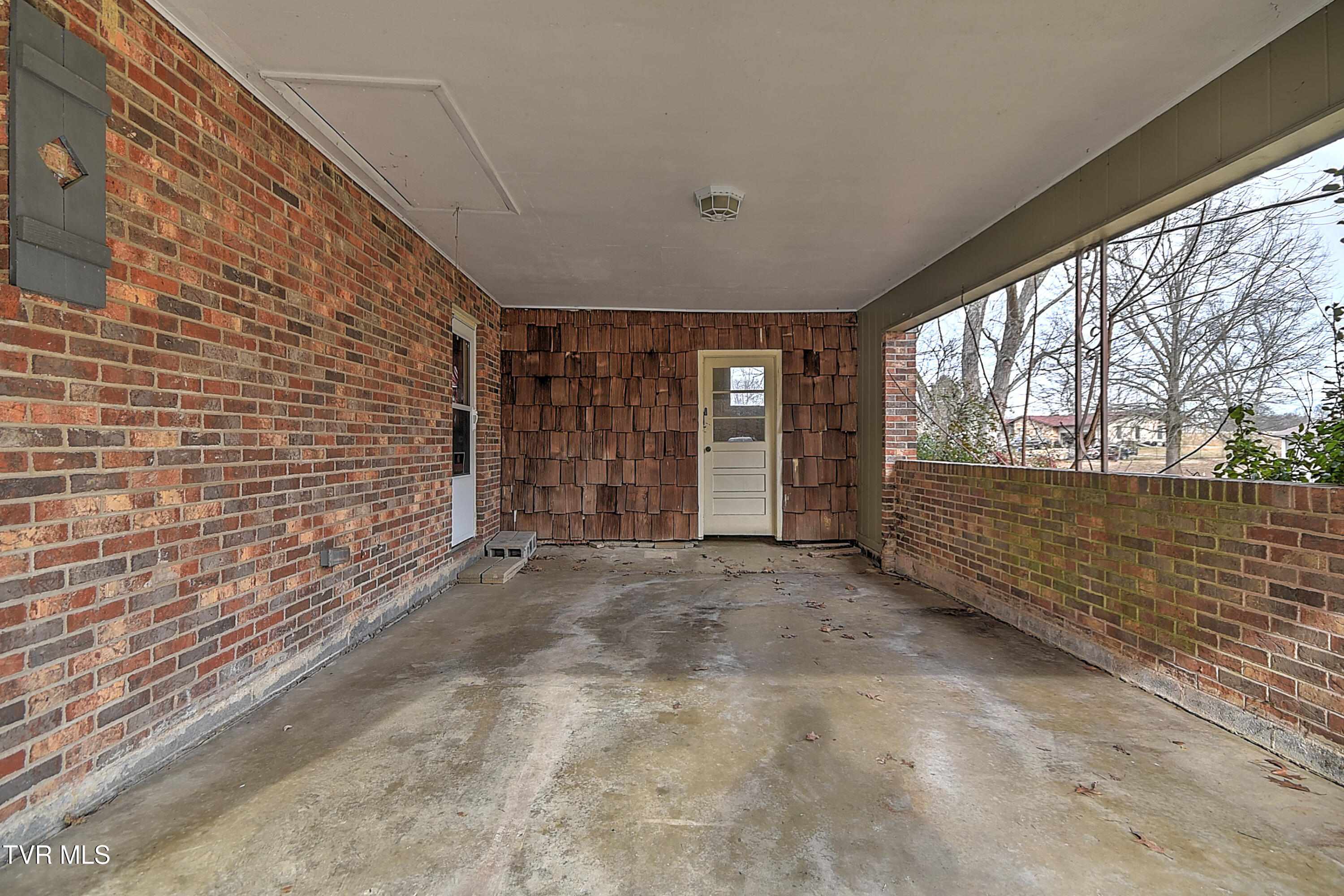 741 Gray Station Road Gray, TN 37615 - Photo 2 of 30 741 Gray Station KG-28