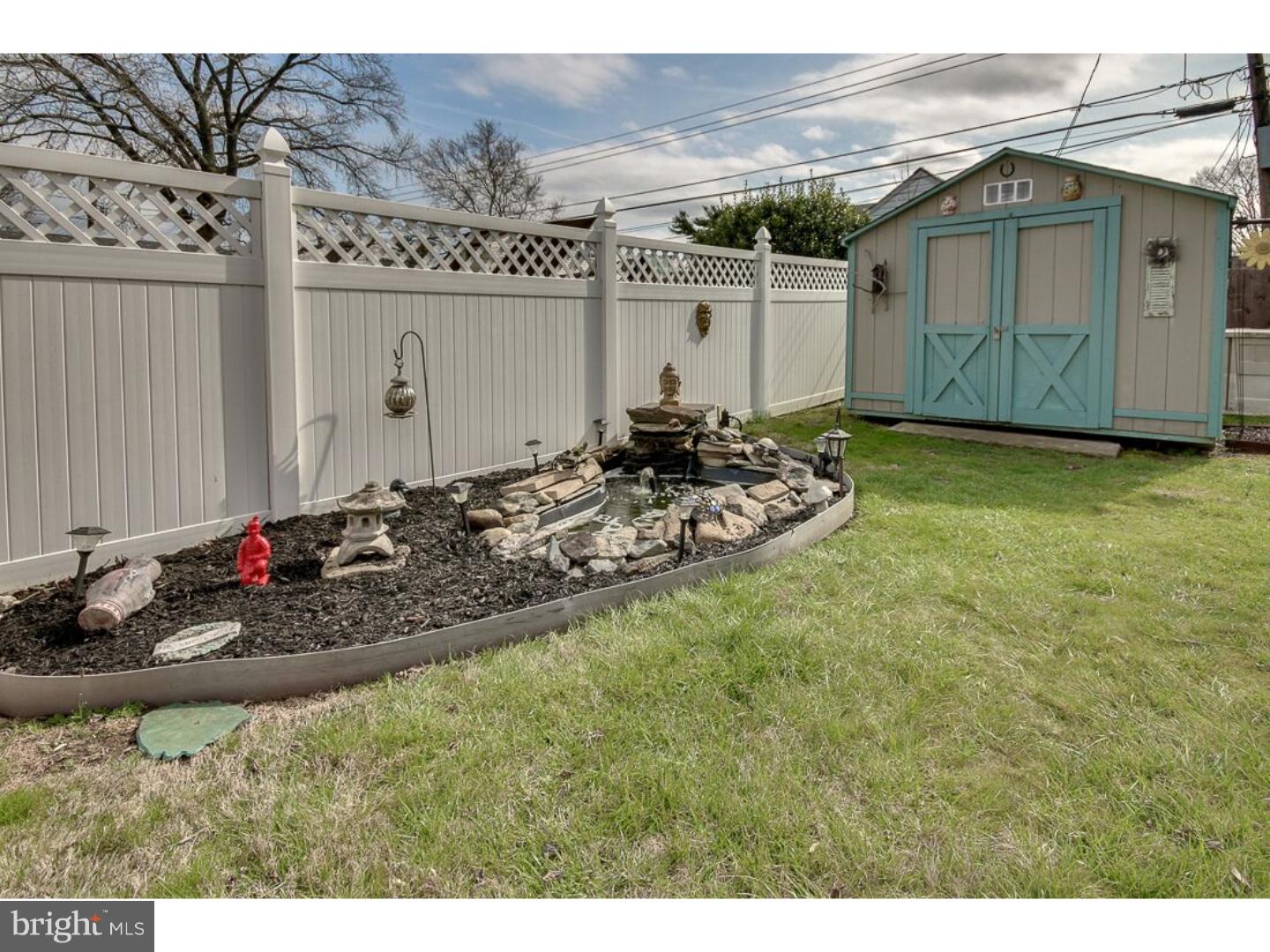 45 Misty Pine Road Levittown, PA 19056 - Photo 4 of 23 Exterior Back