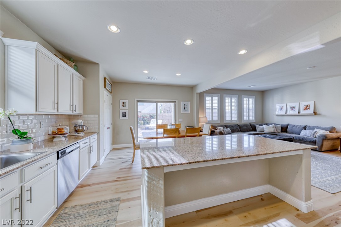 7040 Claythorn Road Las Vegas, NV 89148 - Photo 19 of 40 Gallery Image 19