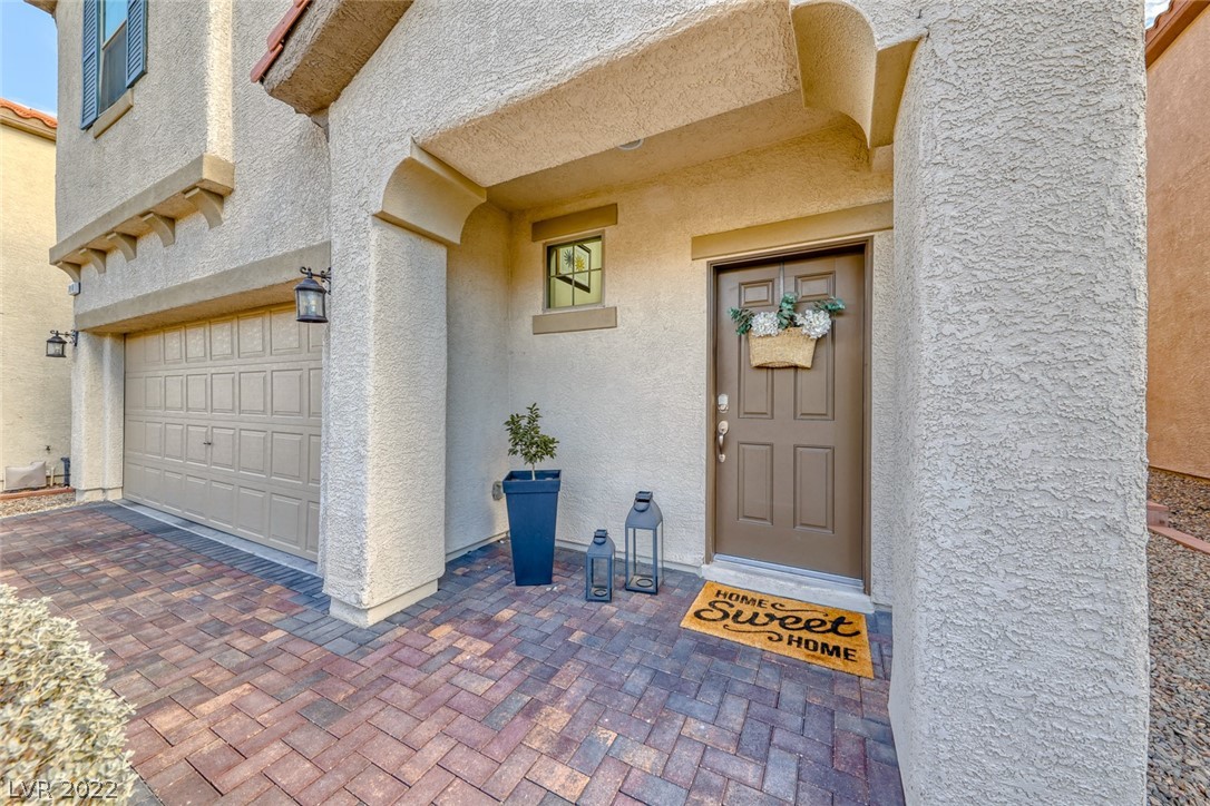 7040 Claythorn Road Las Vegas, NV 89148 - Photo 3 of 40 Gallery Image 3