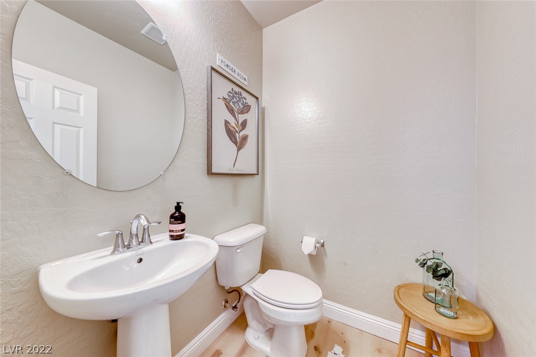7040 Claythorn Road Las Vegas, NV 89148 - Photo 34 of 40 Gallery Image 34