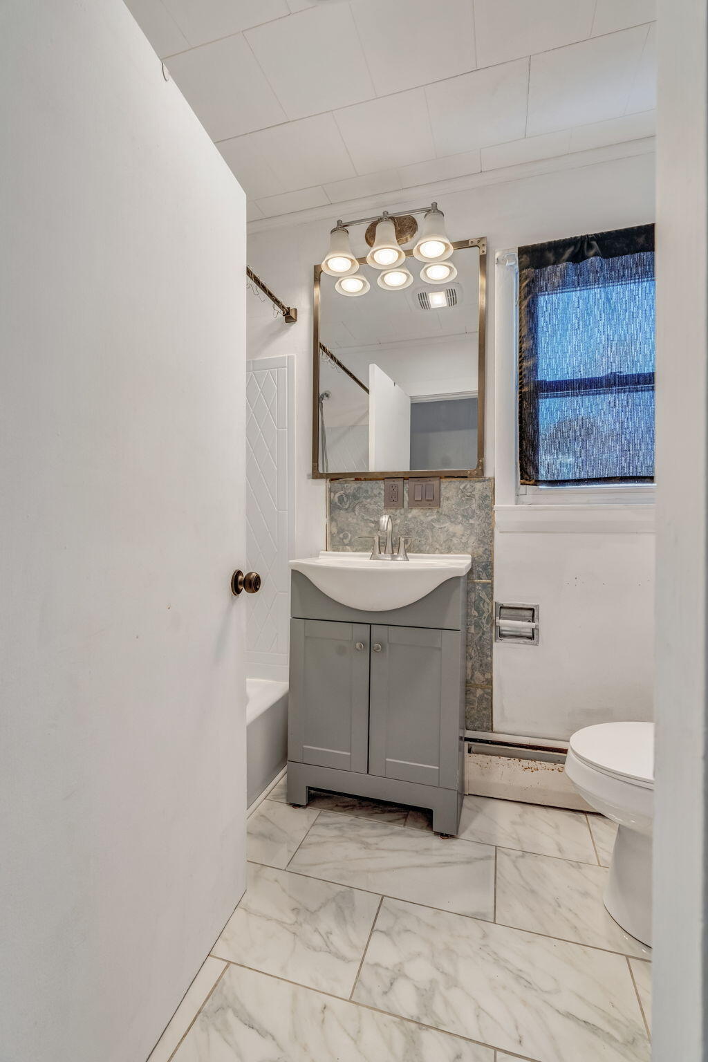 352 Main Road Eddington, ME 04428 - Photo 18 of 44 Bathroom