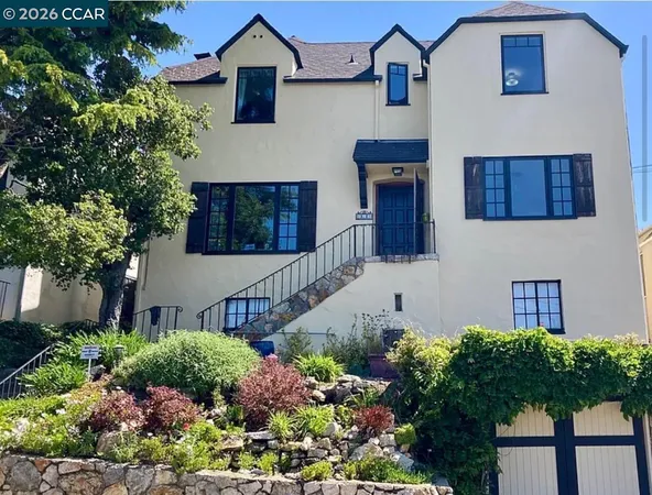 $2,380,000 | 629 Santa Rosa Avenue, Berkeley, CA 94707