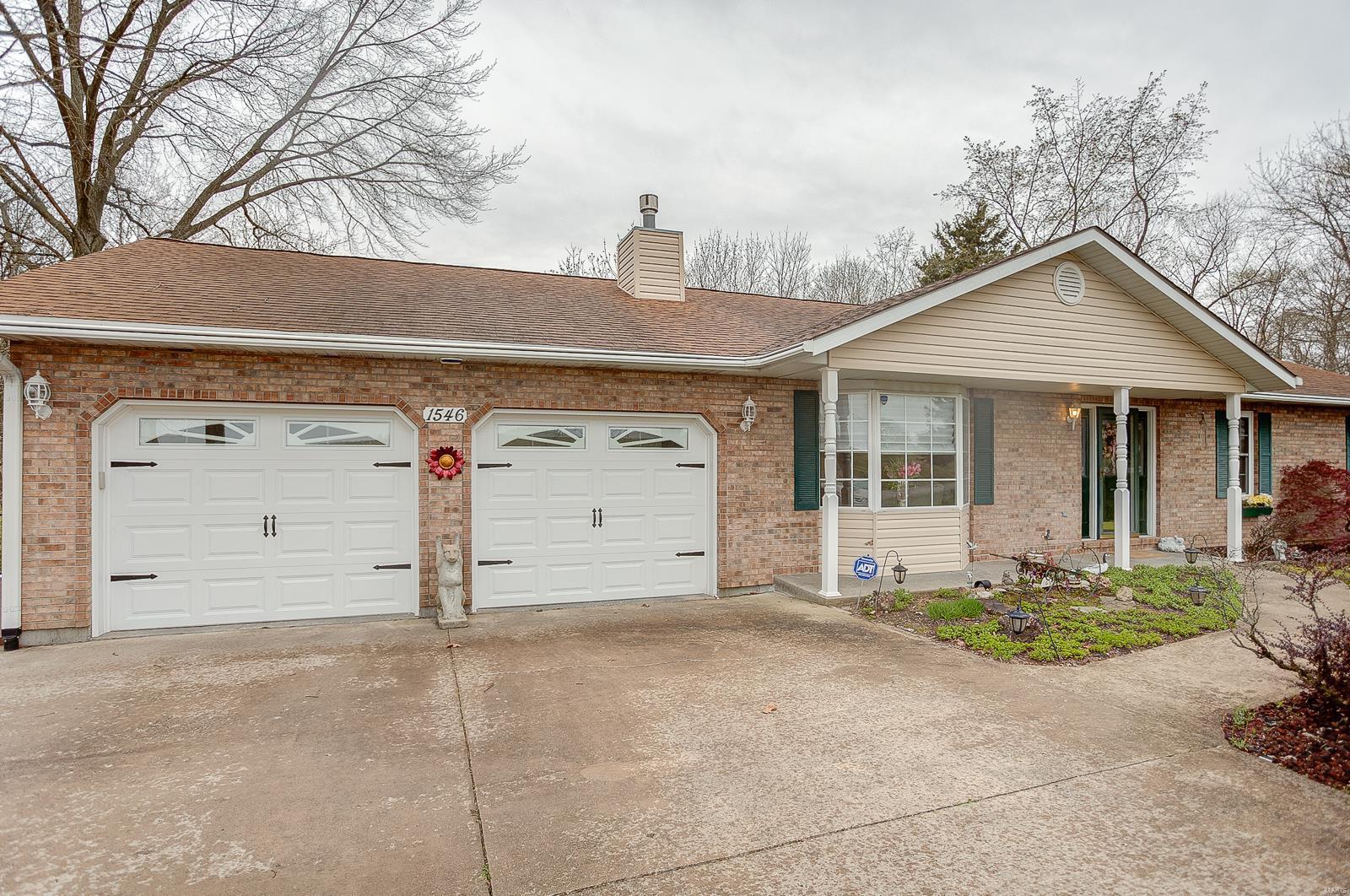 1546 Mule Road Columbia, IL 62236 - Photo 3 of 53 Gallery Image 3