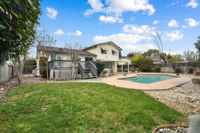 $680,000 | 136 Marco Lane, Vacaville, CA 95688