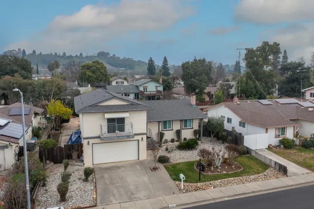 $680,000 | 136 Marco Lane, Vacaville, CA 95688