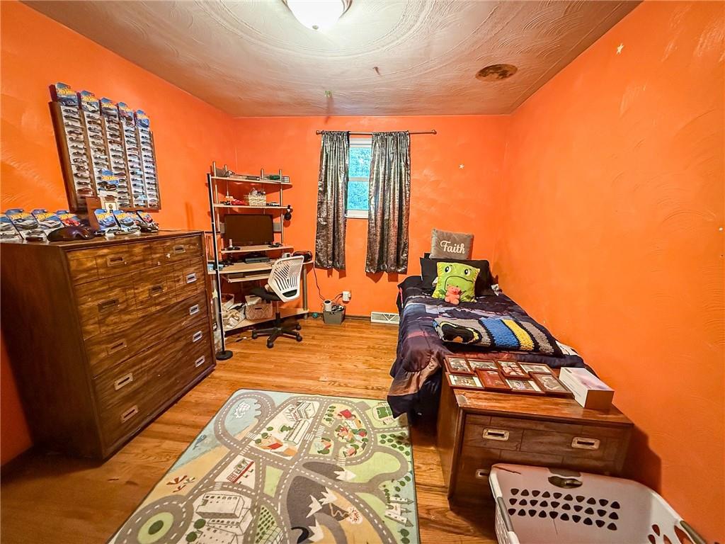 329 South Home Avenue Butler, PA 16001 - Photo 26 of 35