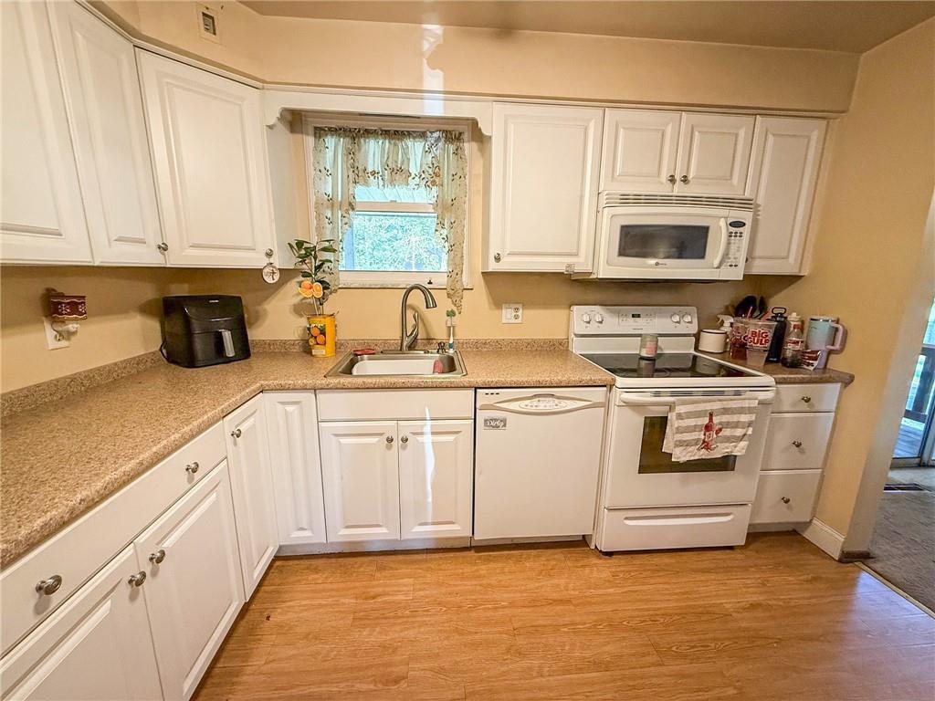 329 South Home Avenue Butler, PA 16001 - Photo 10 of 35