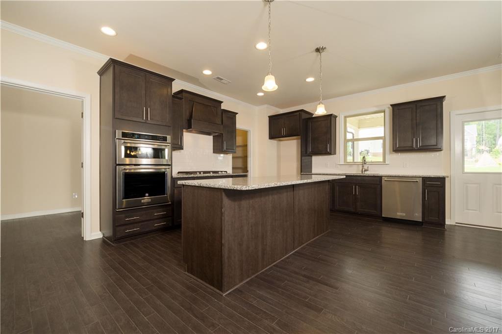 7011 Fallondale Road, Unit MB511 Waxhaw, NC 28173 - Photo 3 of 20