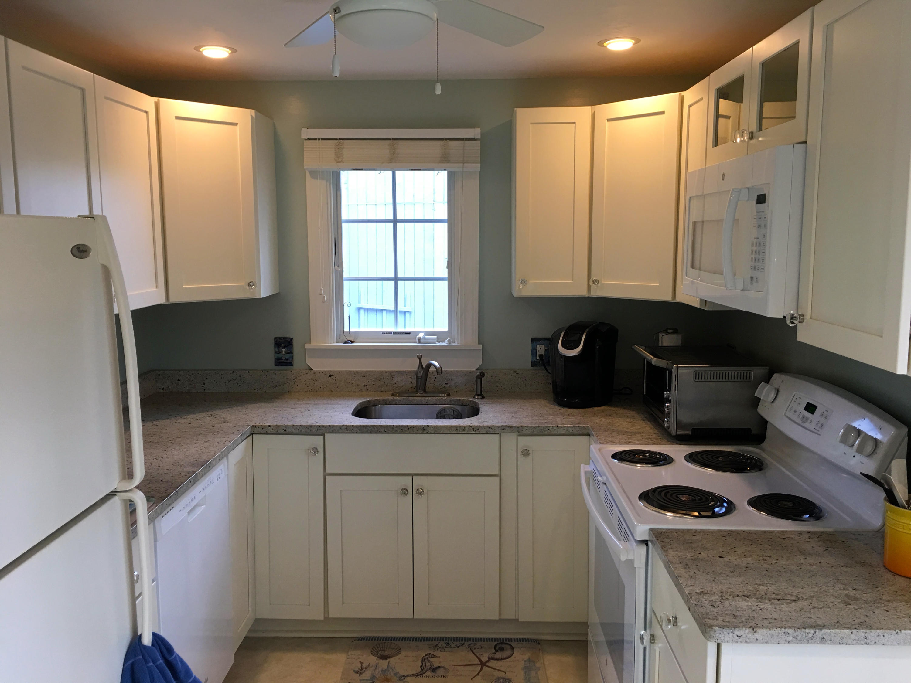 403 Orleans Road, Unit A North Chatham, MA 02650 - Photo 10 of 36 Cheerful Kitchen