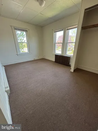 $1,350 | 976 West Main Street, Unit 2, New Holland, PA 17557