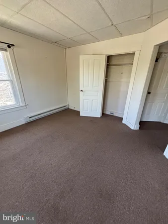 $1,350 | 976 West Main Street, Unit 2, New Holland, PA 17557